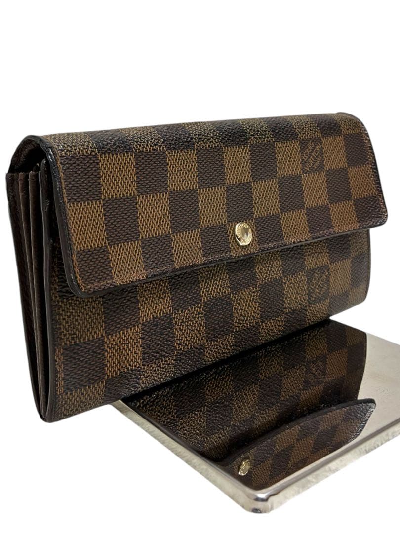 Portafoglio Louis Vuitton modello Damier "PRE-LOVED"